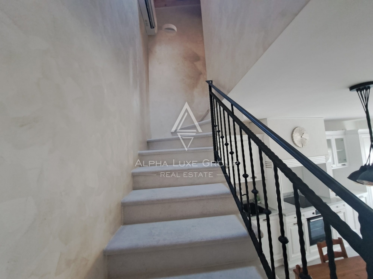 Istria, Novigrad – Casa ristrutturata vicino al mare