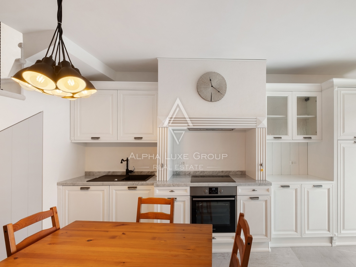 Istria, Novigrad – Casa ristrutturata vicino al mare