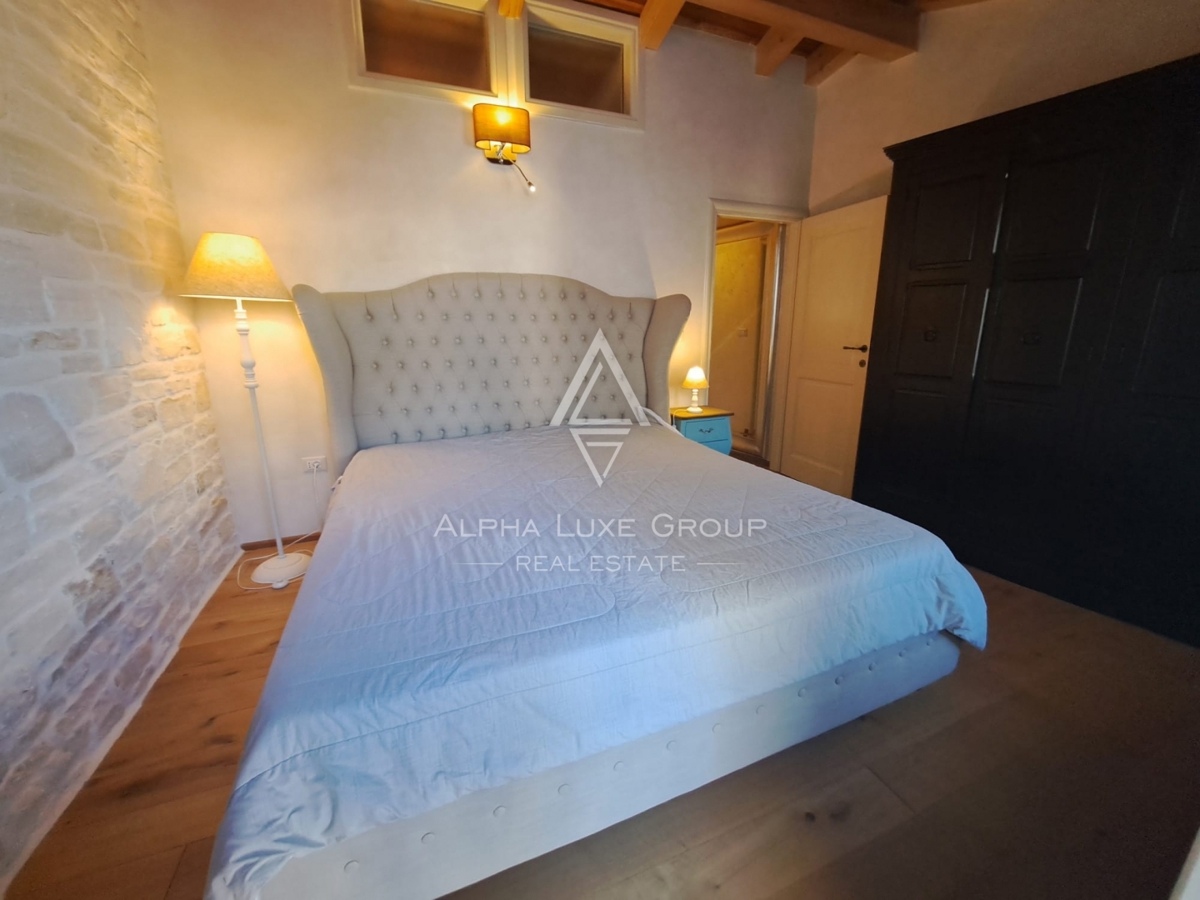 Istria, Novigrad – Casa ristrutturata vicino al mare