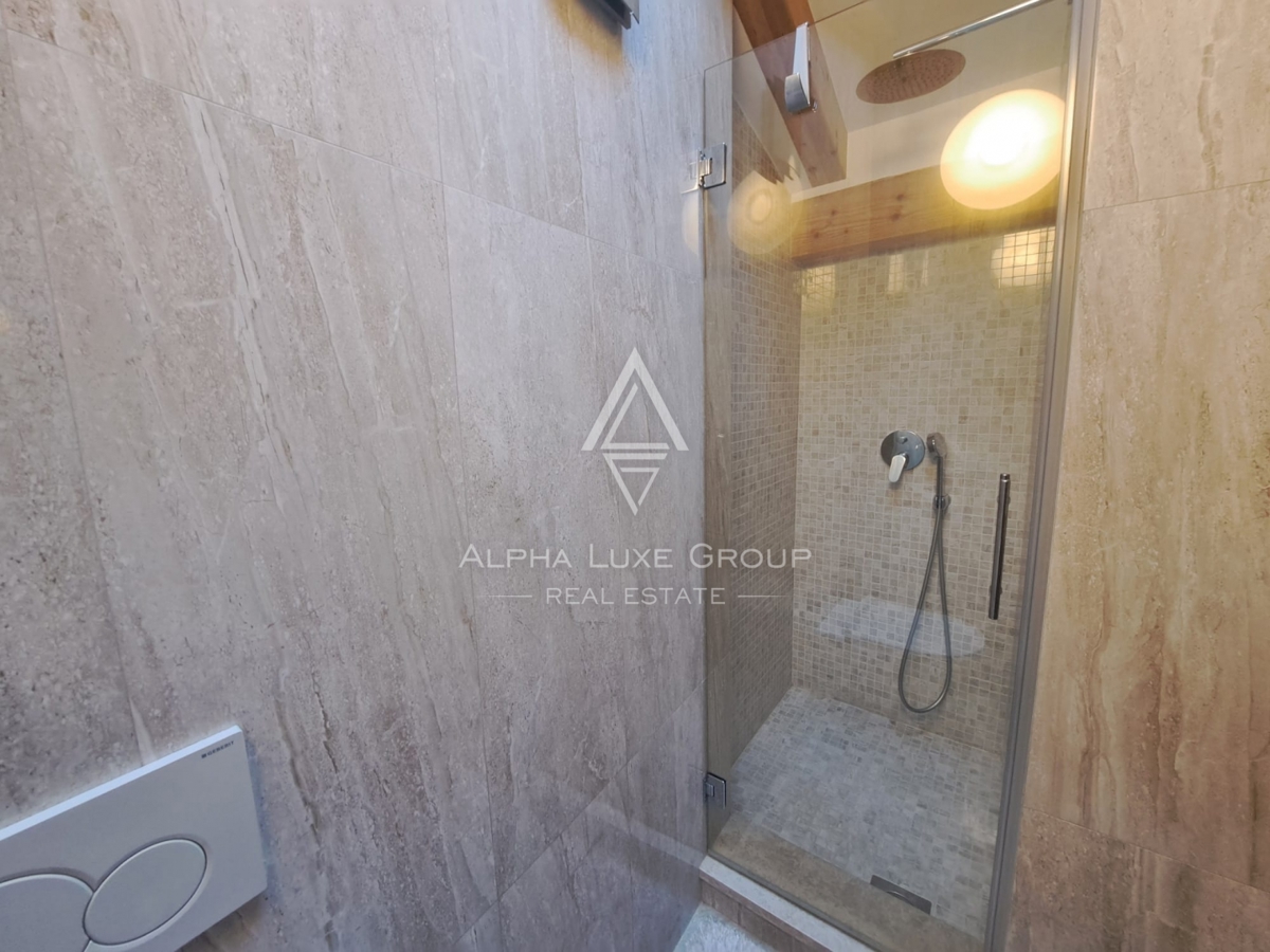 Istria, Novigrad – Casa ristrutturata vicino al mare