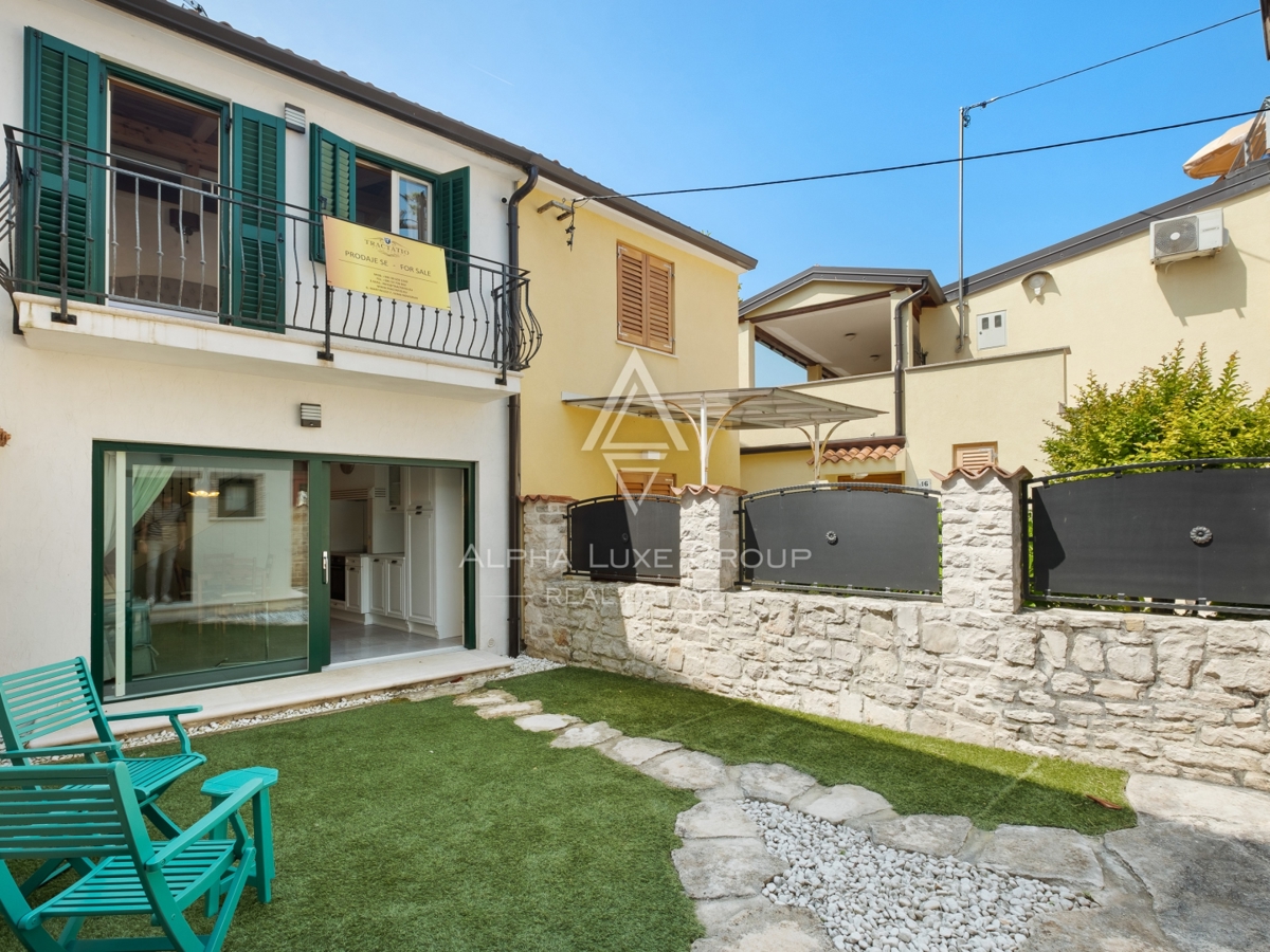 Istria, Novigrad – Casa ristrutturata vicino al mare