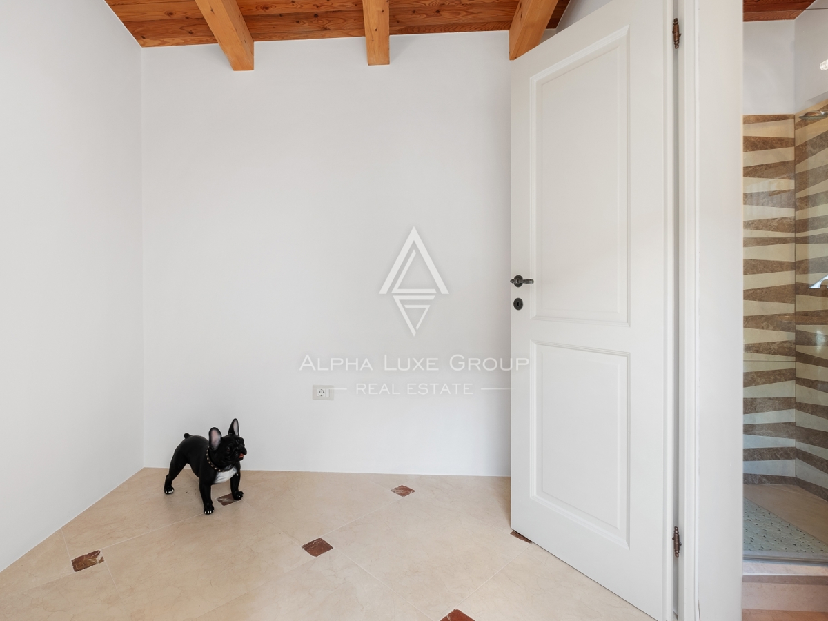 Istria, Novigrad – Casa ristrutturata vicino al mare