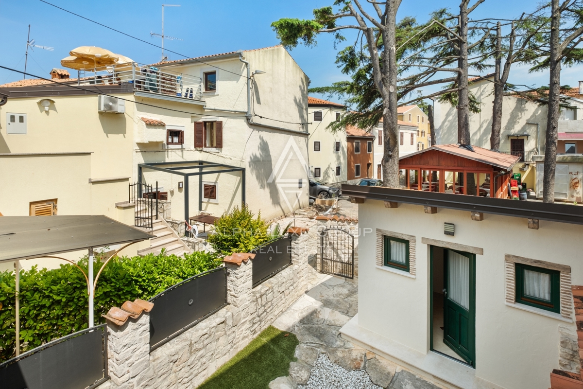 Istria, Novigrad – Casa ristrutturata vicino al mare