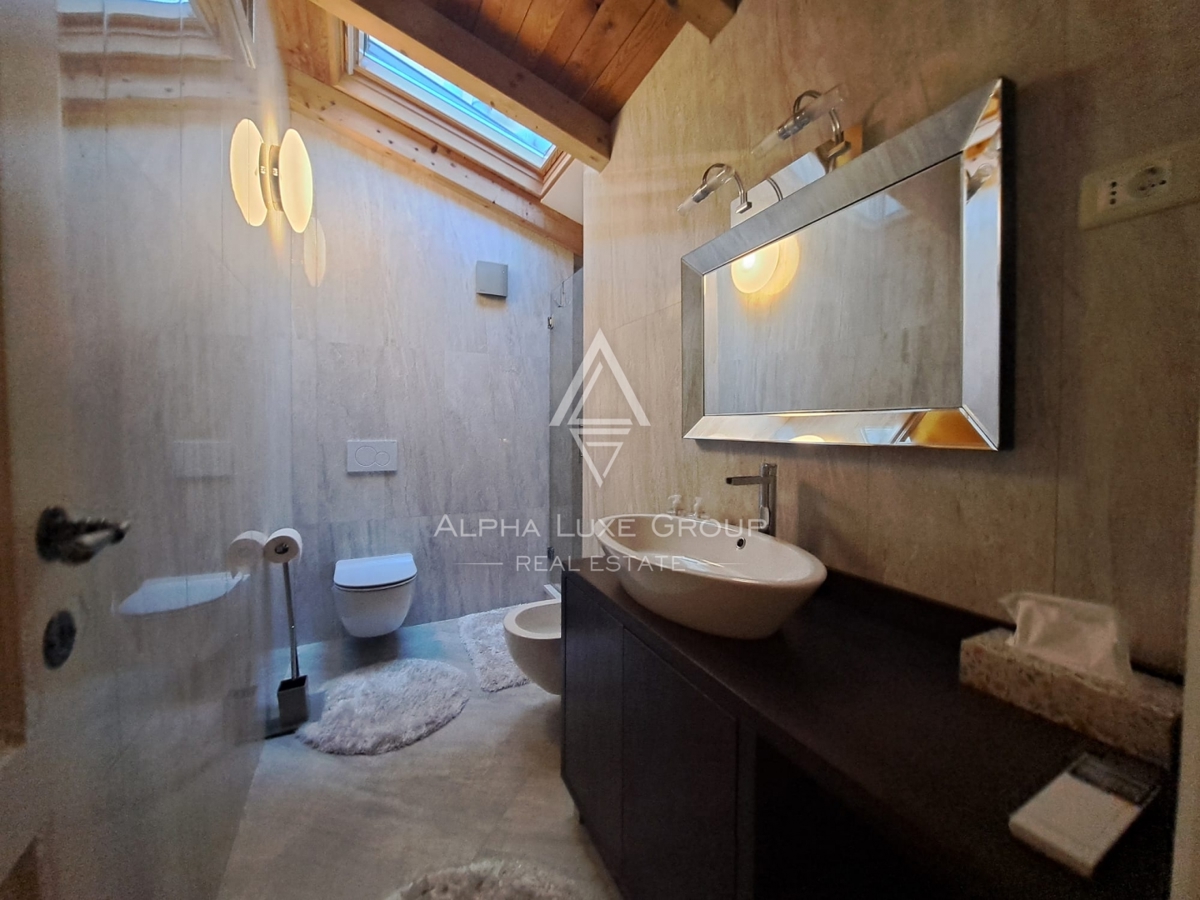 Istria, Novigrad – Casa ristrutturata vicino al mare