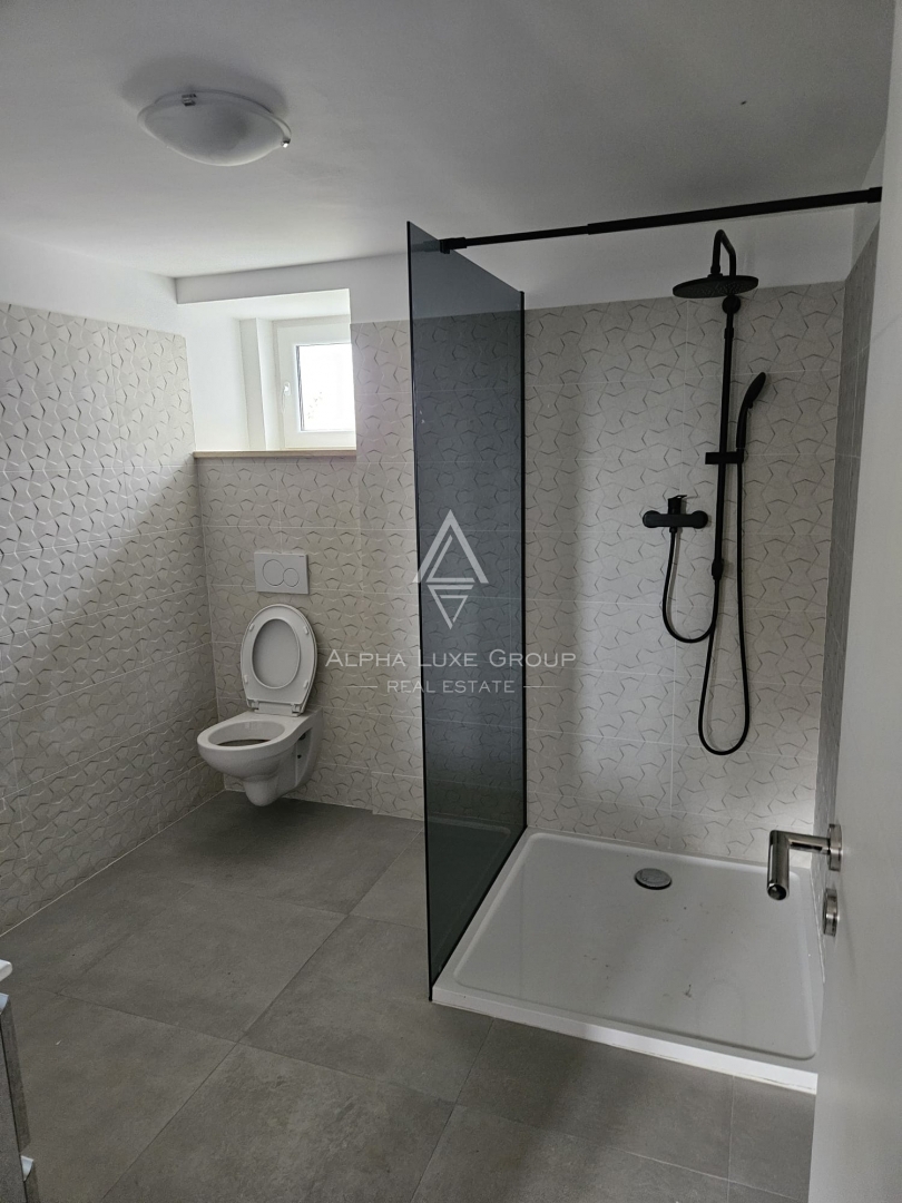 Istria, Gimino – casa indipendente ristrutturata con piscina