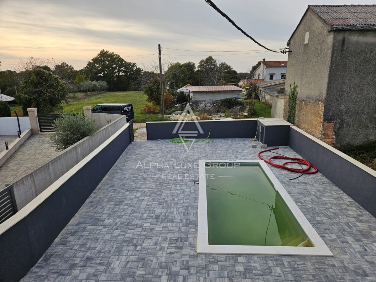 Istria, Gimino – casa indipendente ristrutturata con piscina