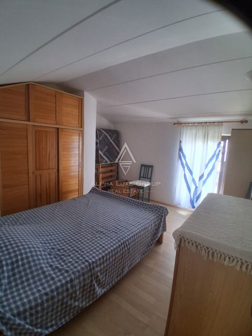 Istria, Červar Porat: Appartamento con soppalco balcone