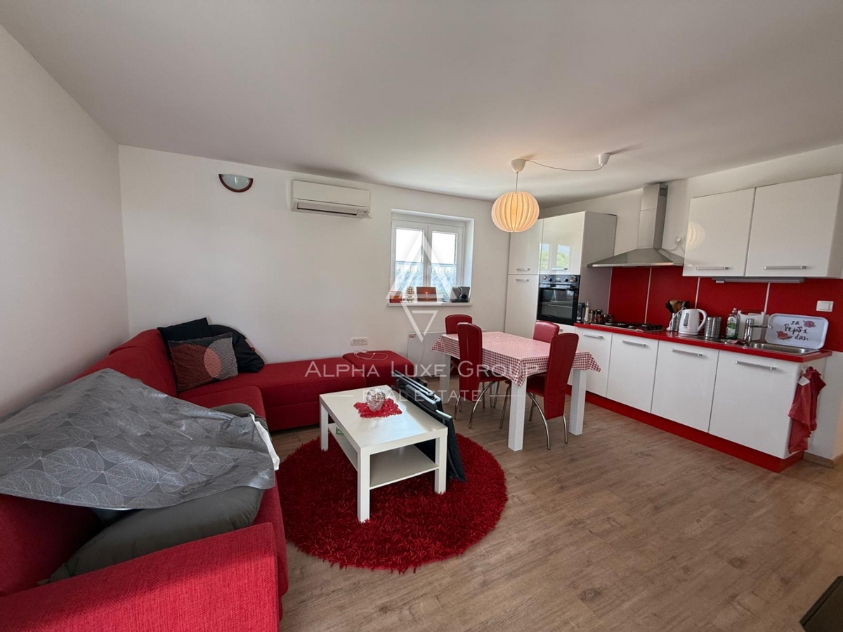 Istria, Valica, Due appartamenti con vista mare e ampia terrazza