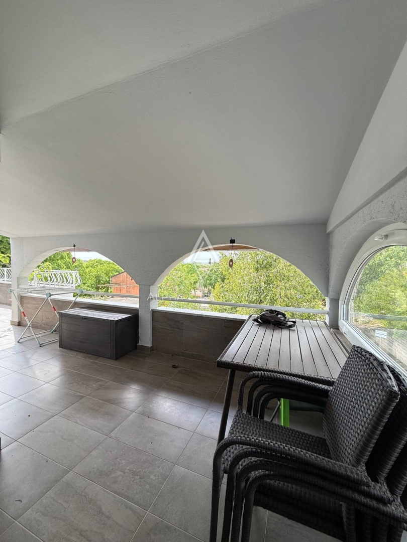 Istria, Valica, Due appartamenti con vista mare e ampia terrazza