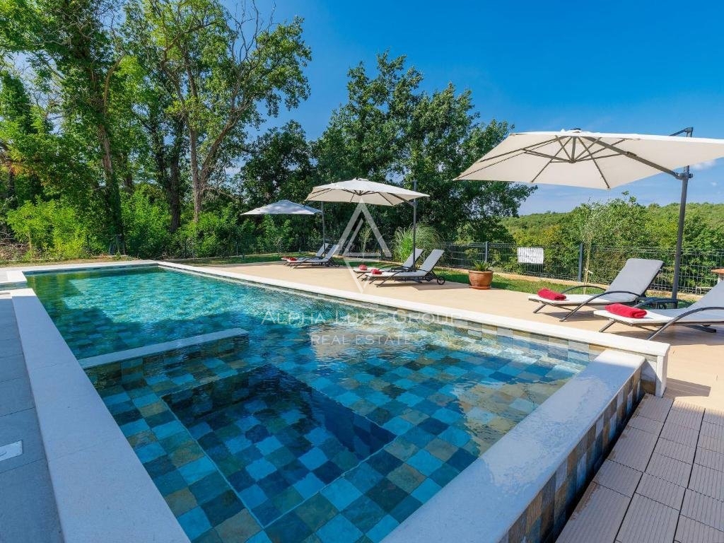 Umag, Istria: Villa di lusso per famiglie con piscina in zona tranquilla