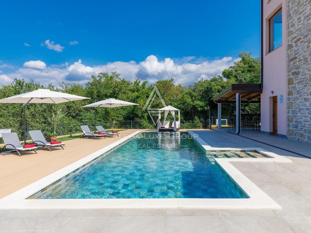 Umag, Istria: Villa di lusso per famiglie con piscina in zona tranquilla