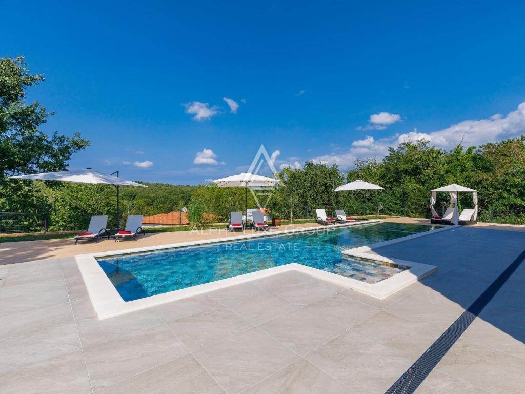 Umag, Istria: Villa di lusso per famiglie con piscina in zona tranquilla