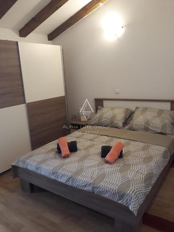 Momjan, Istria - Storica casa di pietra con piscina