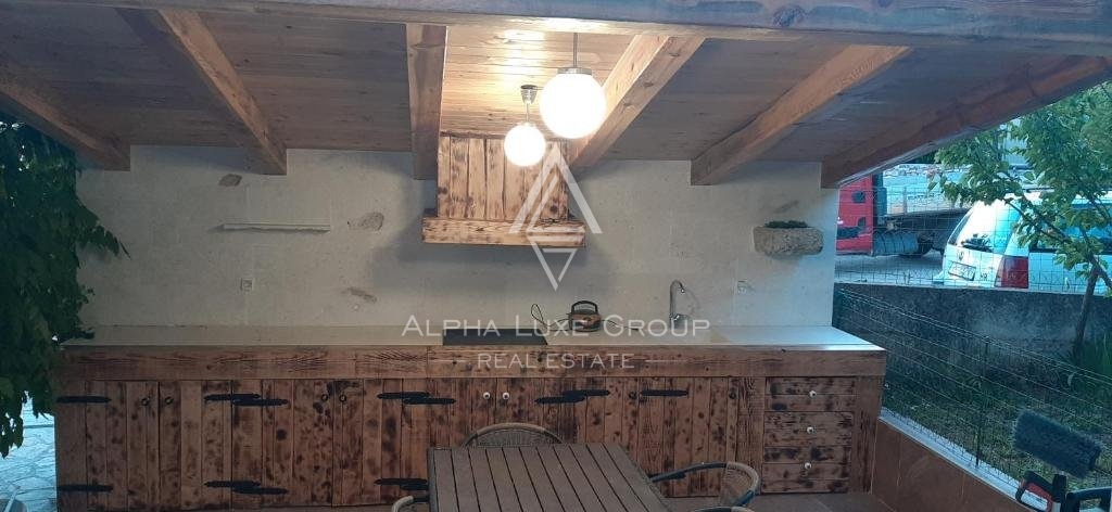Momjan, Istria - Storica casa di pietra con piscina