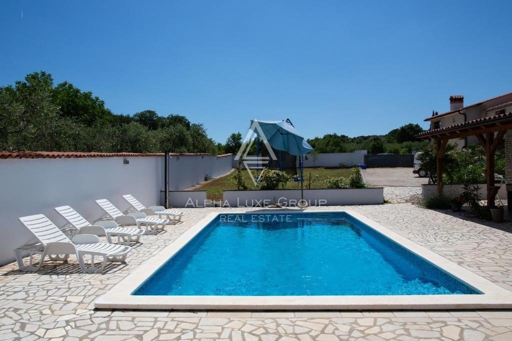 Pomer, Istria: Splendida casa vicino al mare in vendita