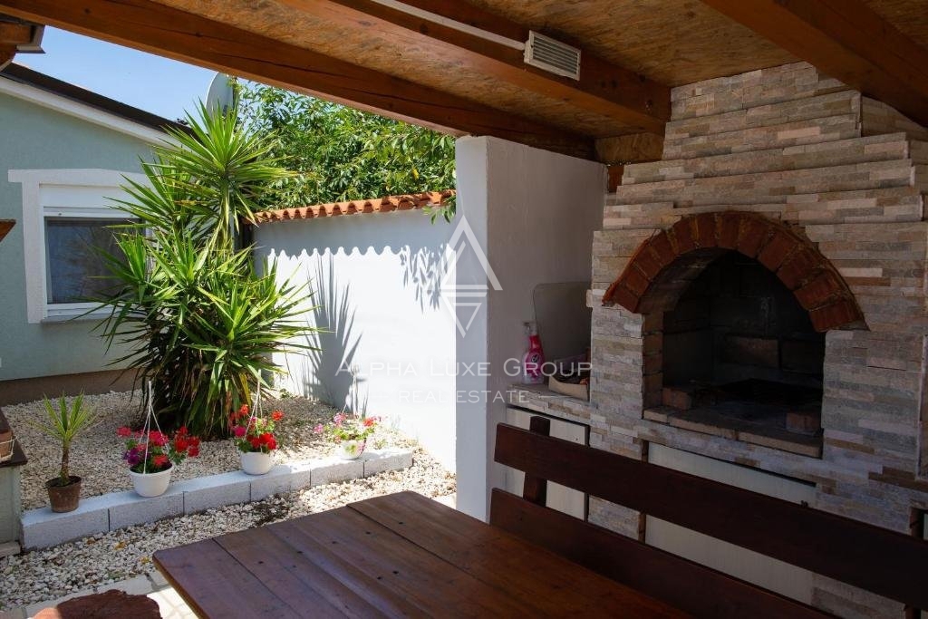 Pomer, Istria: Splendida casa vicino al mare in vendita