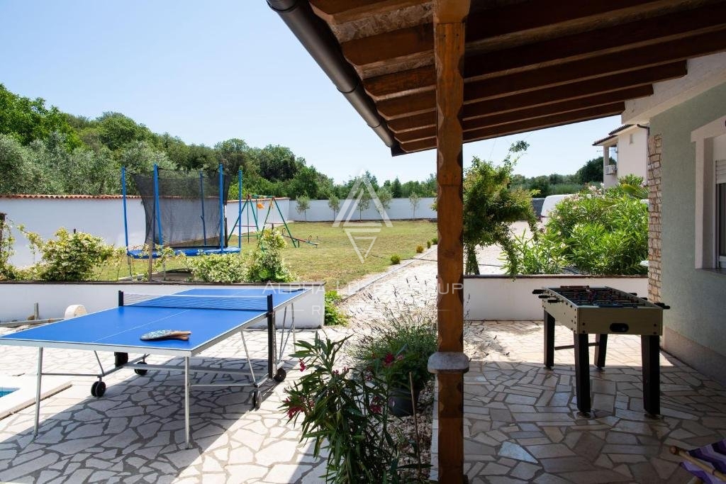 Pomer, Istria: Splendida casa vicino al mare in vendita