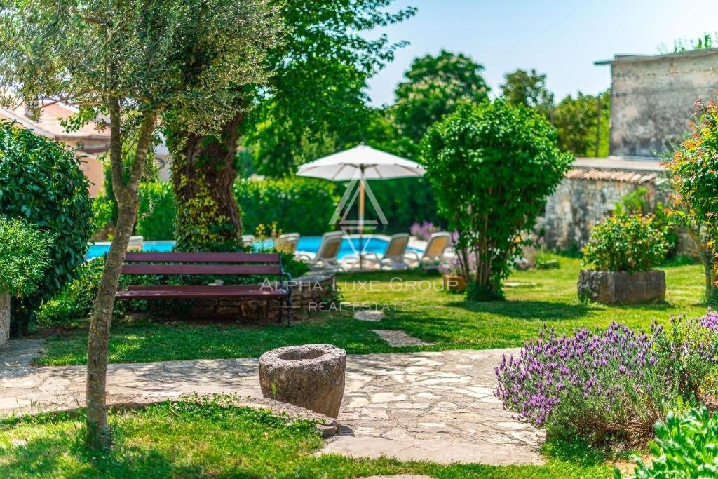 Žminj, Istria - Villa storica in pietra con lussureggianti giardini