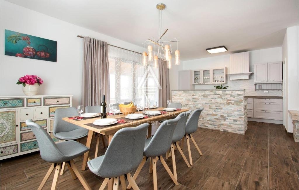 Bella villa con piscina in una posizione tranquilla, Istria, Bale