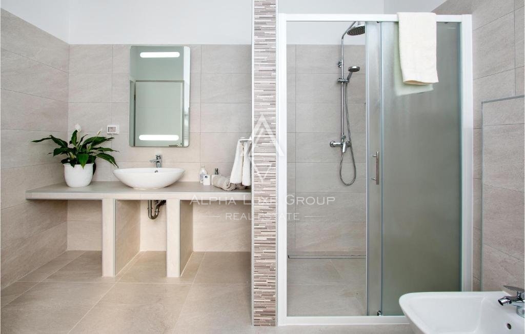 Bella villa con piscina in una posizione tranquilla, Istria, Bale