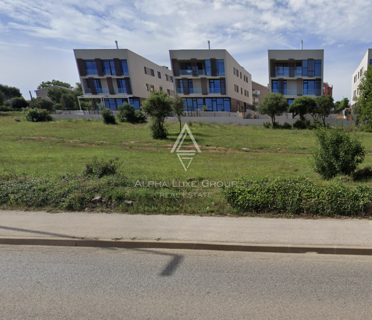 Rovinj, Istria: Moderno duplex con giardino e garage