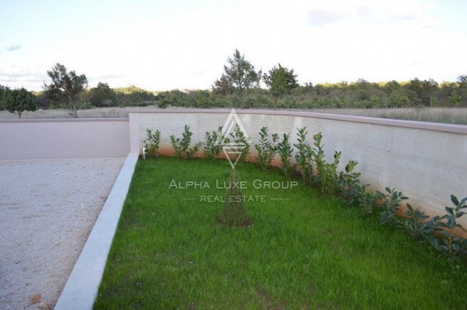 Istria, Svetvinčenat: Stupenda villa con ampio giardino