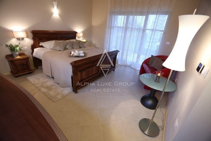 Istria, Svetvinčenat: Stupenda villa con ampio giardino