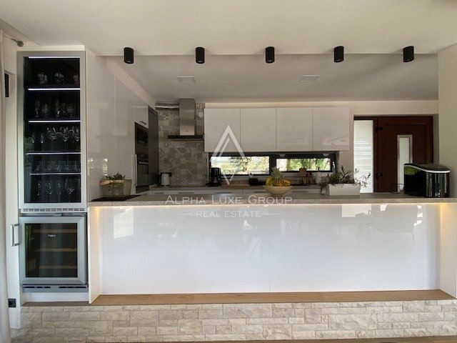 Bella villa con piscina in un ampio giardino, Parenzo, ISTRIA