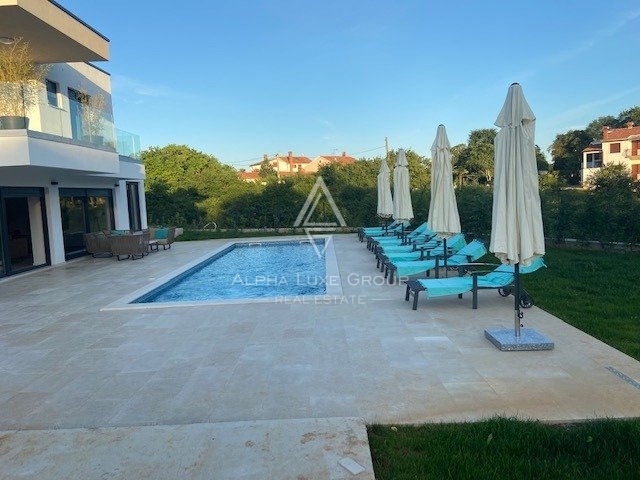 Bella villa con piscina in un ampio giardino, Parenzo, ISTRIA