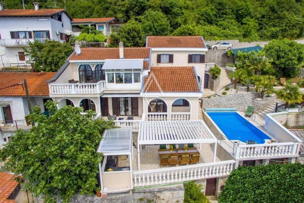Bella villa con piscina e vista fantastica, Opatija