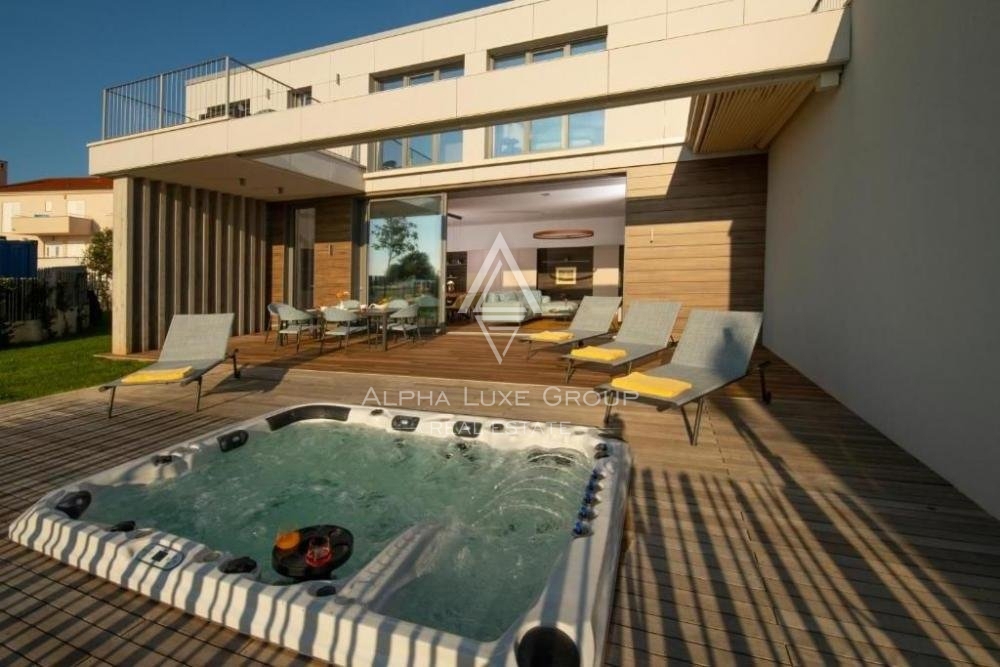 Casa di lusso con piscina a 100 m dal mare, Istria, Medulin