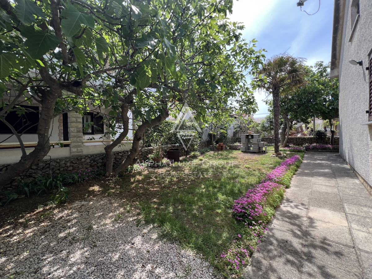 Vir, Zadar – Accogliente casa con giardino in zona tranquilla