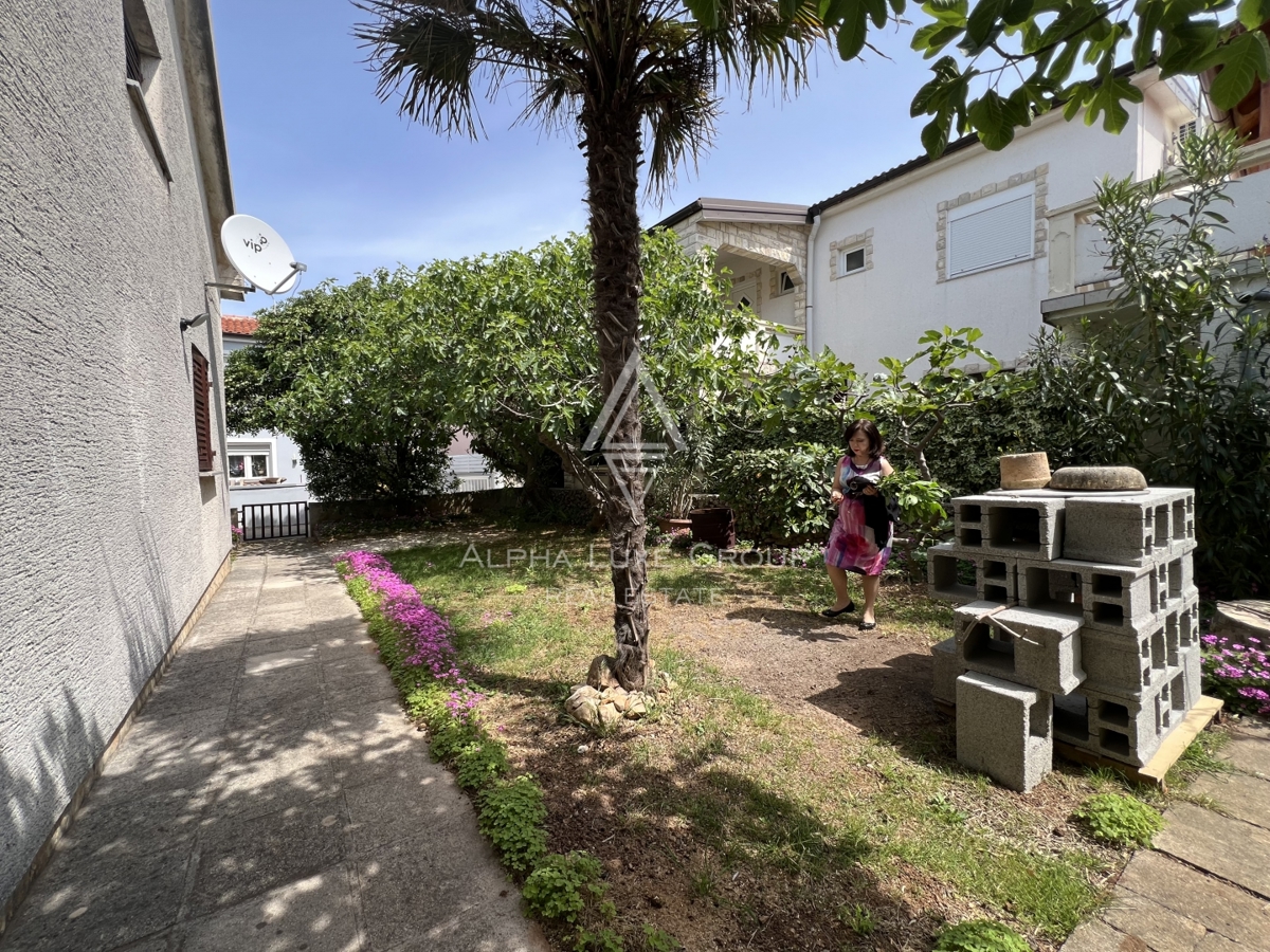 Vir, Zadar – Accogliente casa con giardino in zona tranquilla