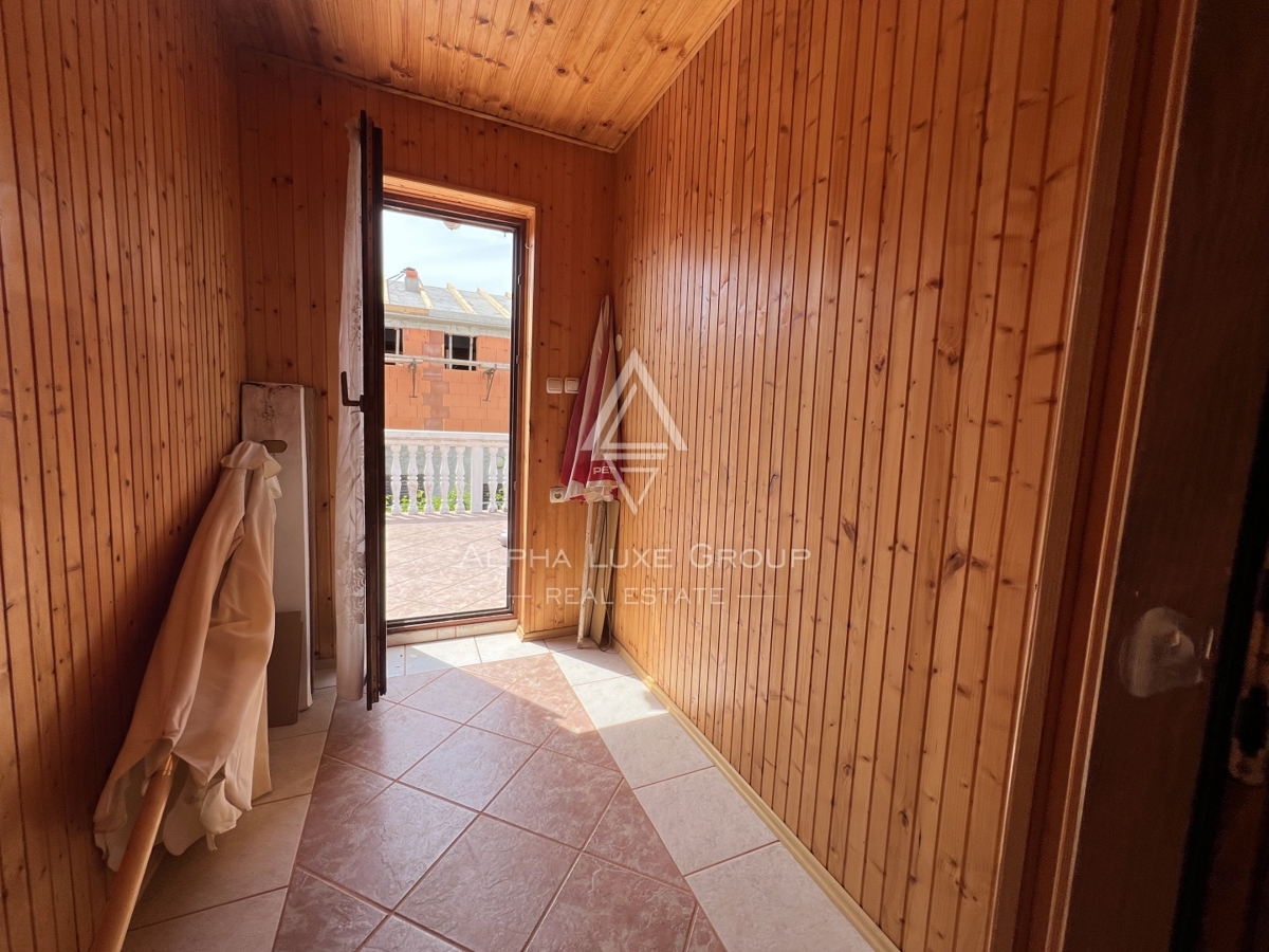 Vir, Zadar – Accogliente casa con giardino in zona tranquilla