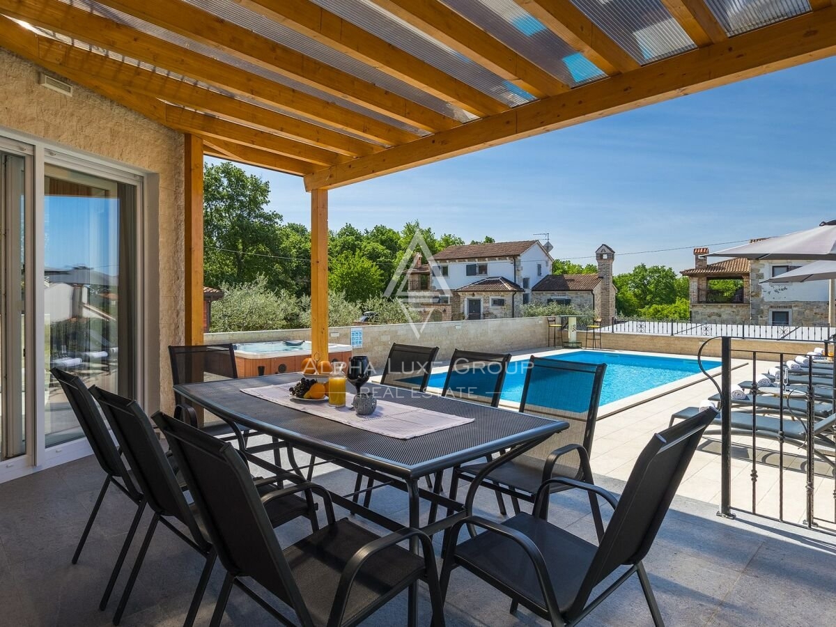 Bella casa con piscina e vista mare, Istria, Parenzo