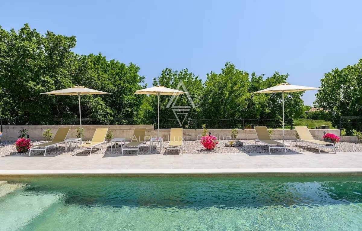 Labin: Nuova villa di lusso con piscina in vendita