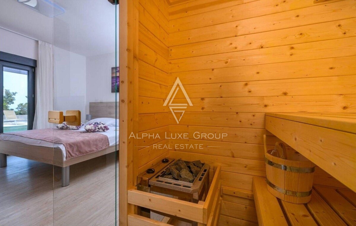 Labin: Nuova villa di lusso con piscina in vendita