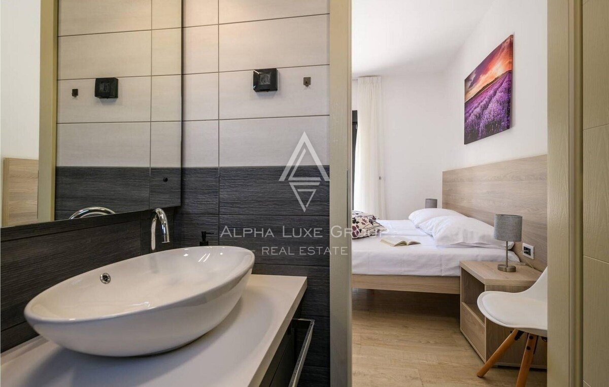 Labin: Nuova villa di lusso con piscina in vendita
