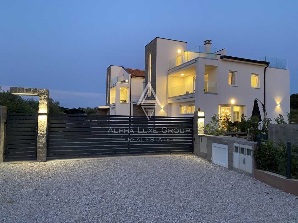 Splendida villa moderna con piscina, Istria, Parenzo