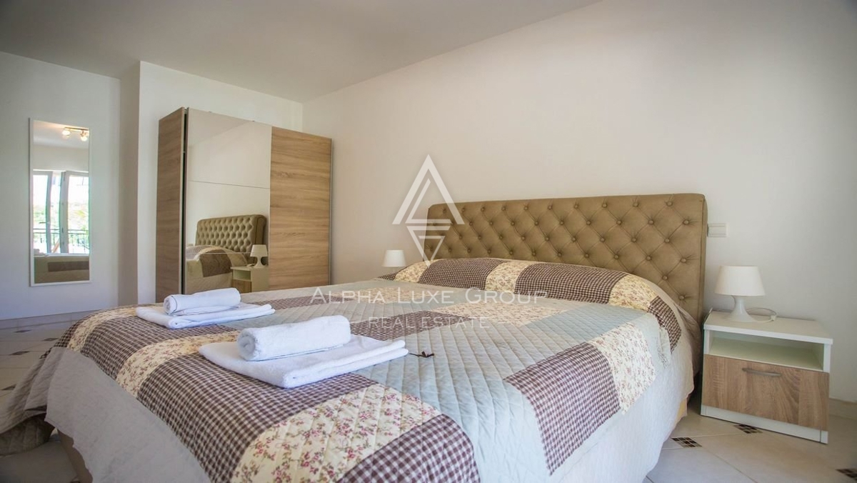Casa con 4 unità abitative, Istria, Parenzo