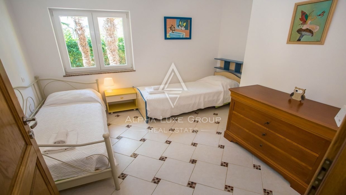 Casa con 4 unità abitative, Istria, Parenzo
