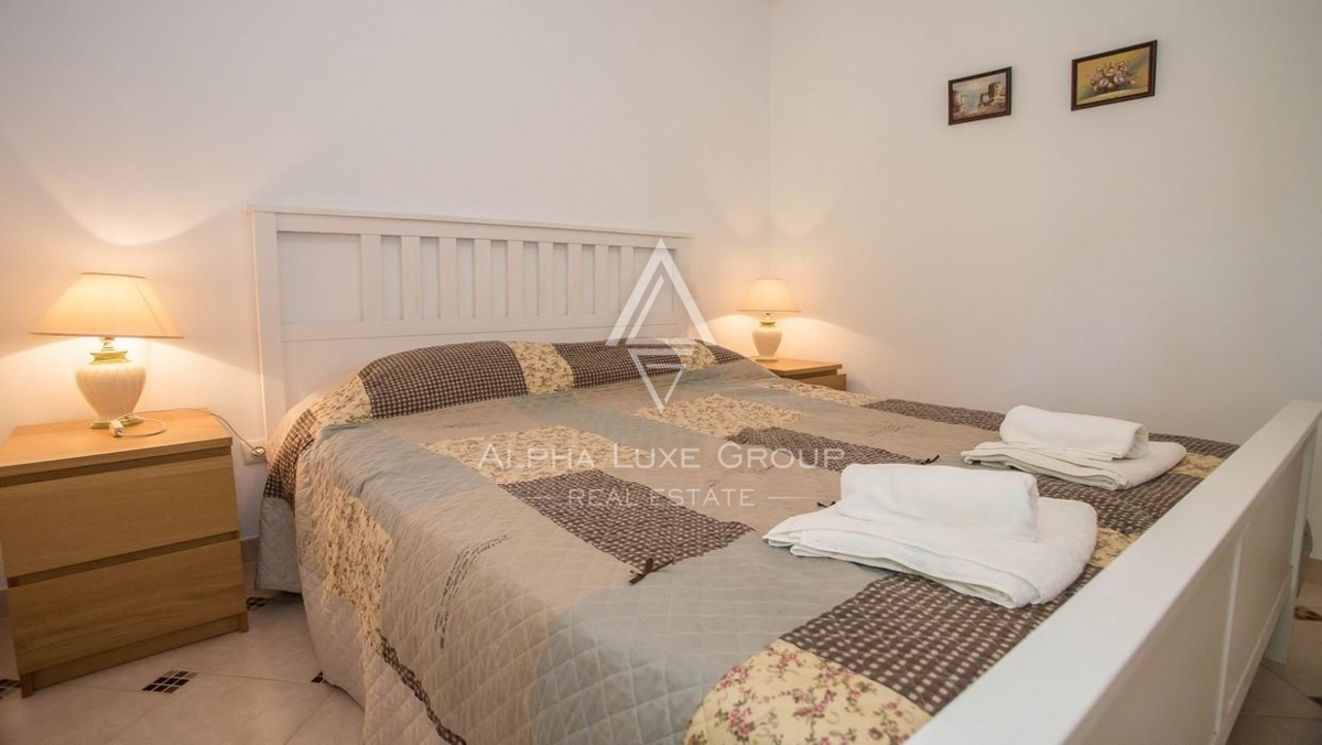 Casa con 4 unità abitative, Istria, Parenzo