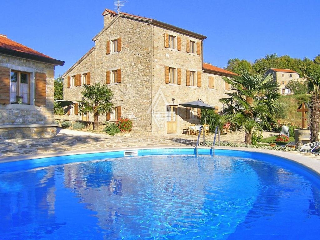 Grande villa con incantevole vista panoramica, ISTRIA, Buie