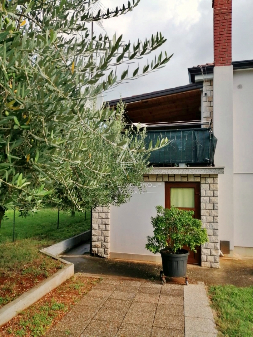 Finida, Umag: Casa spaziosa con quattro appartamenti