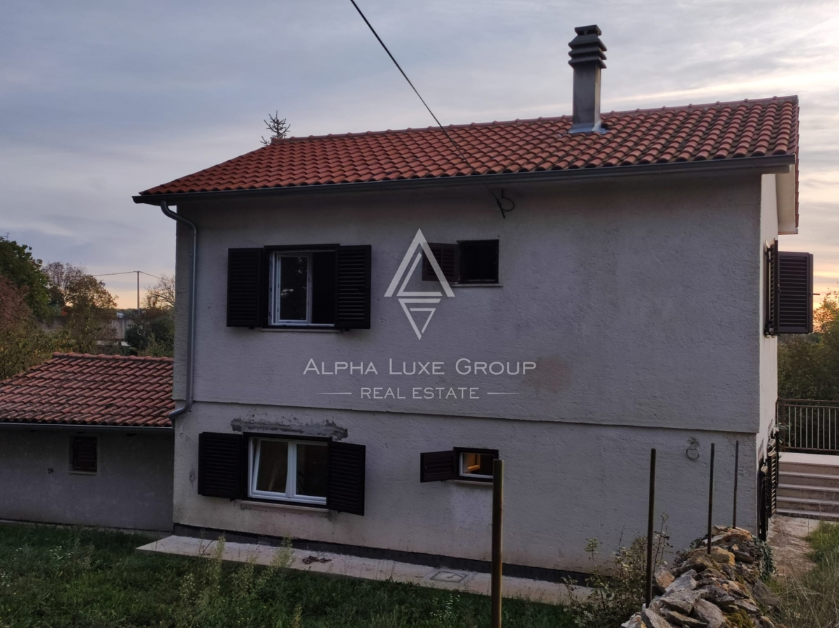 Tinjan, Istria: Casa con giardino e garage