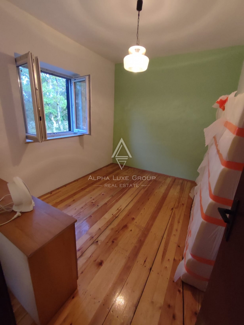 Tinjan, Istria: Casa con giardino e garage