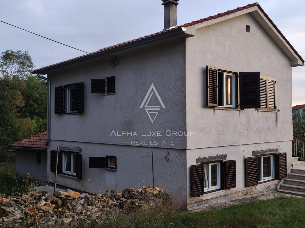 Tinjan, Istria: Casa con giardino e garage