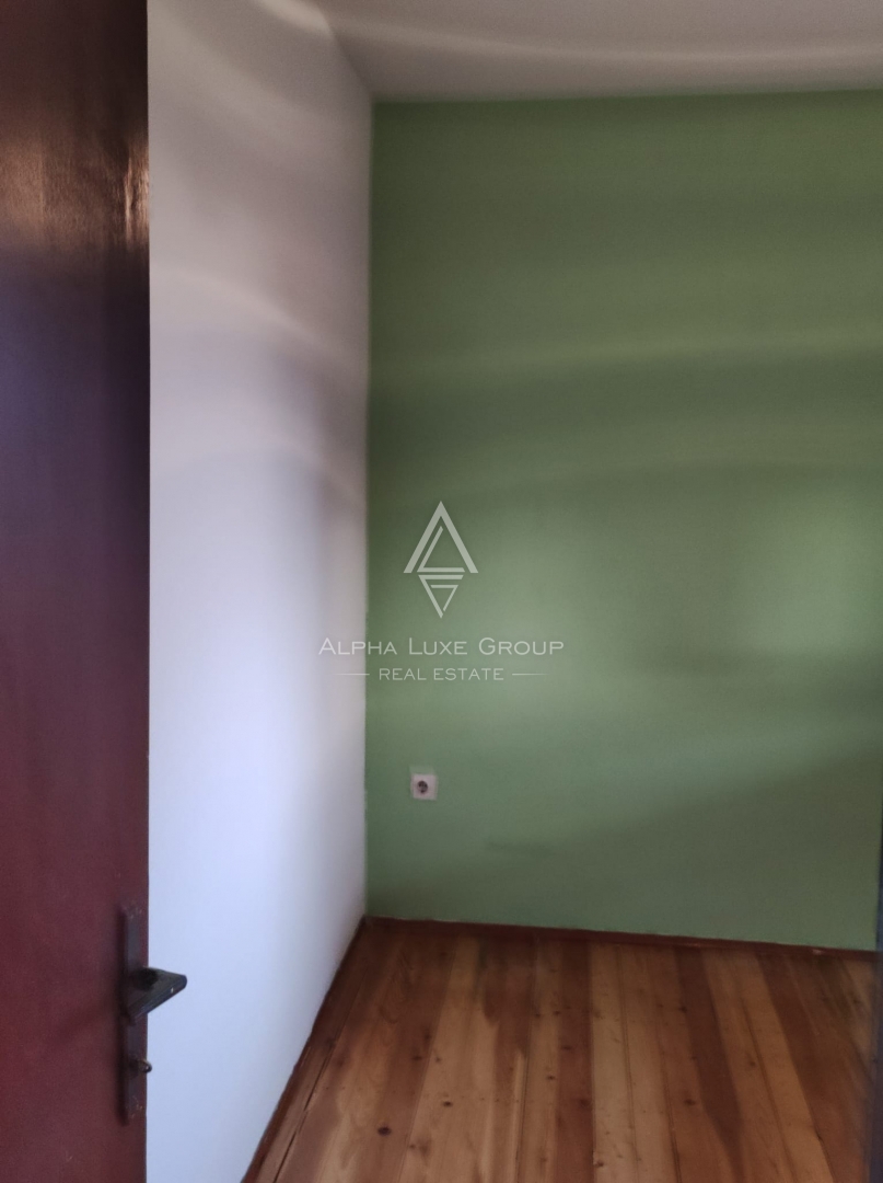 Tinjan, Istria: Casa con giardino e garage