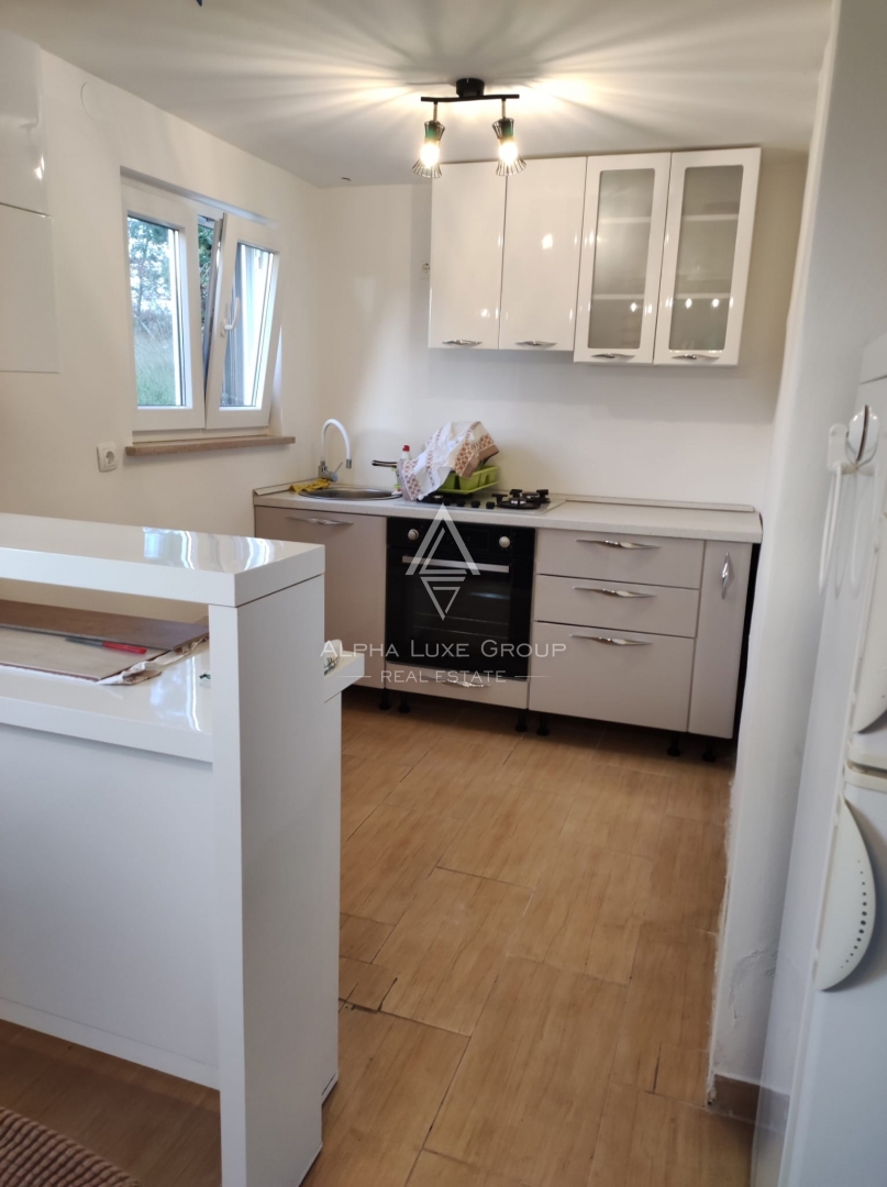 Tinjan, Istria: Casa con giardino e garage