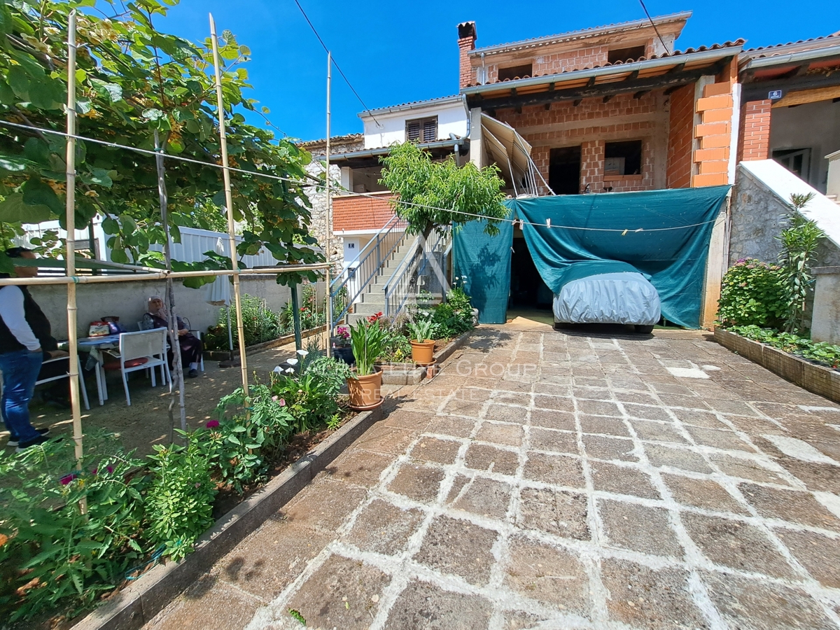 Parenzo, Istria: Doppia residenza investimento